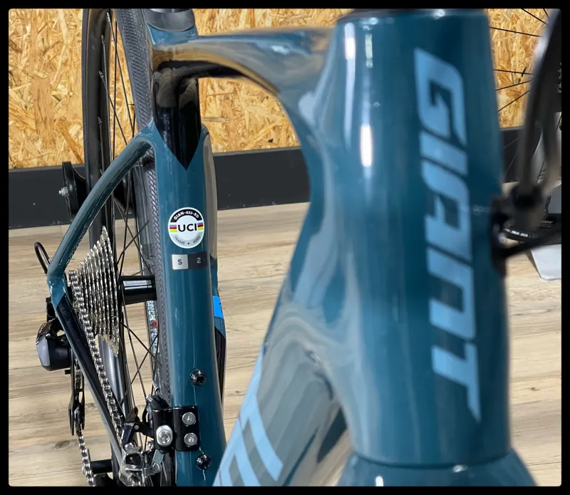 Giant Defy Advanced 2 Small Deep Lake 2022-2